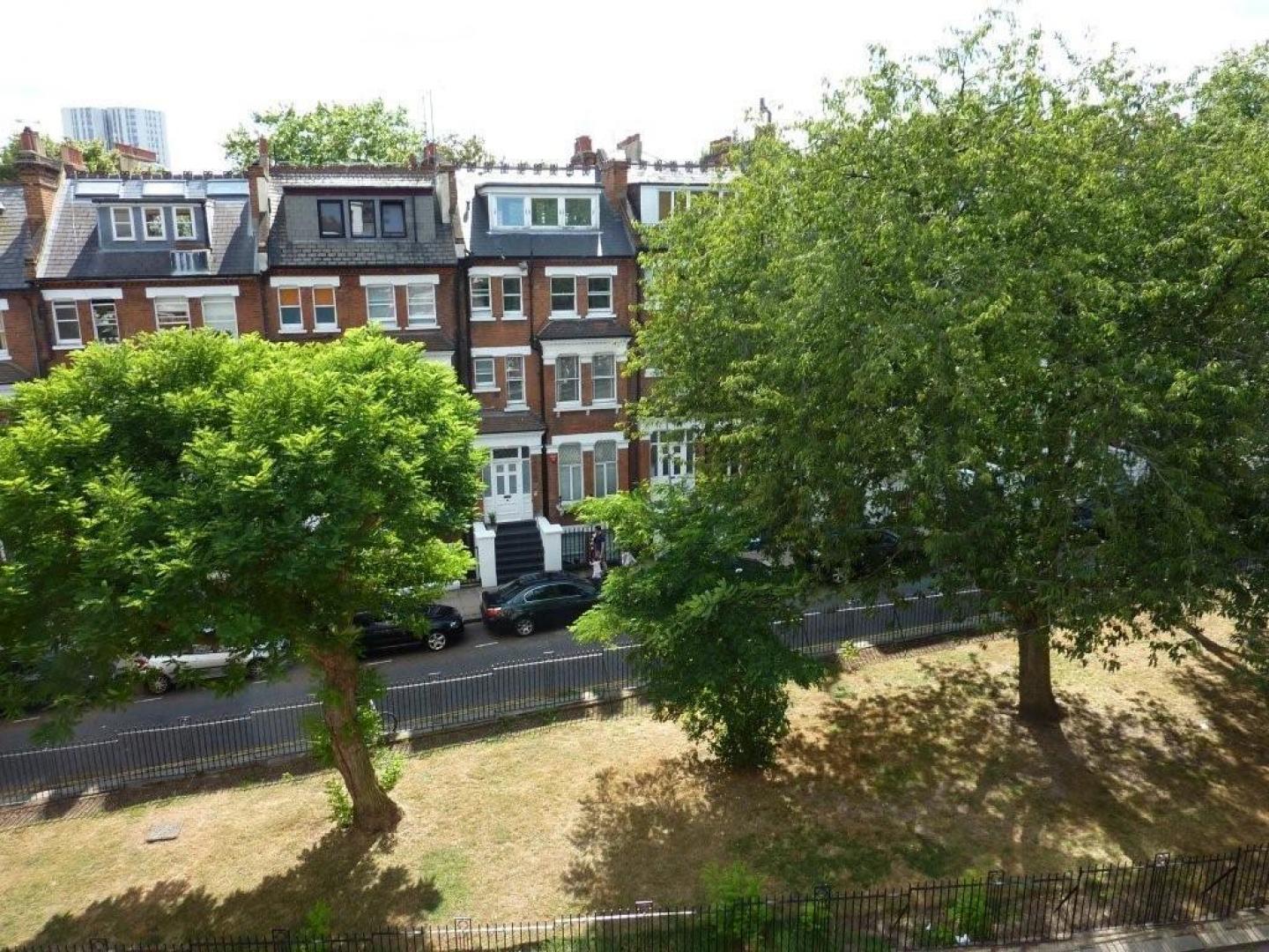 			FANTASTIC APARTMENT, 1 Bedroom, 1 bath, 1 reception Flat			 Primrose Gardens, BELSIZE PARK